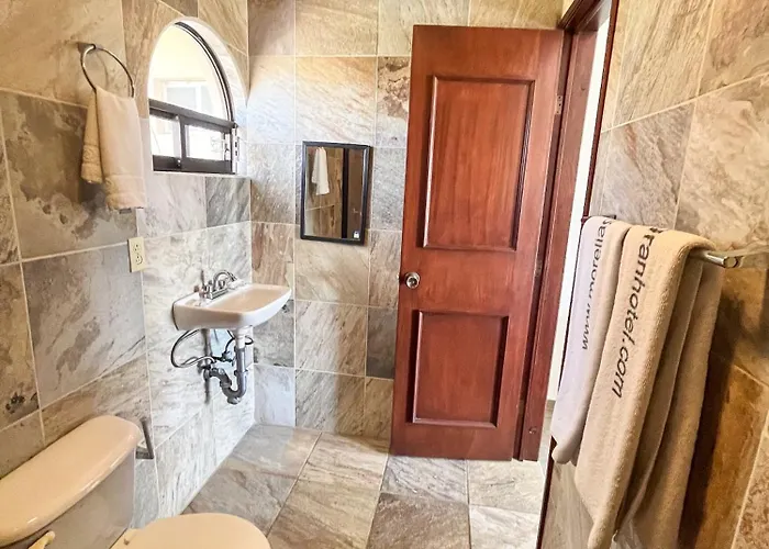 Gasthof Hostal Las Quintas 3*
